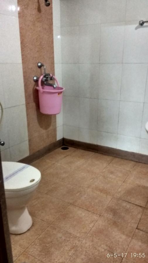 Hotel Varsa Dibrugarh エクステリア 写真